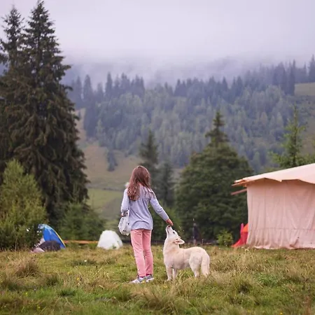 Luxusní stan Eco Glamping - Carpathians. Retreat Hub Dzin Space